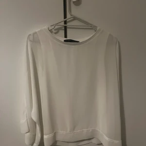 Blus - Blus storlek M 