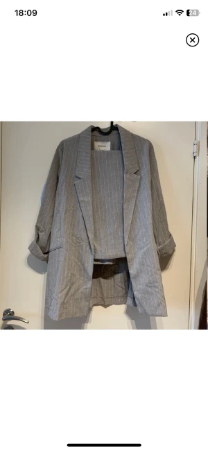 Matchande set - Blazer/kavaj + kostymbyxor! 