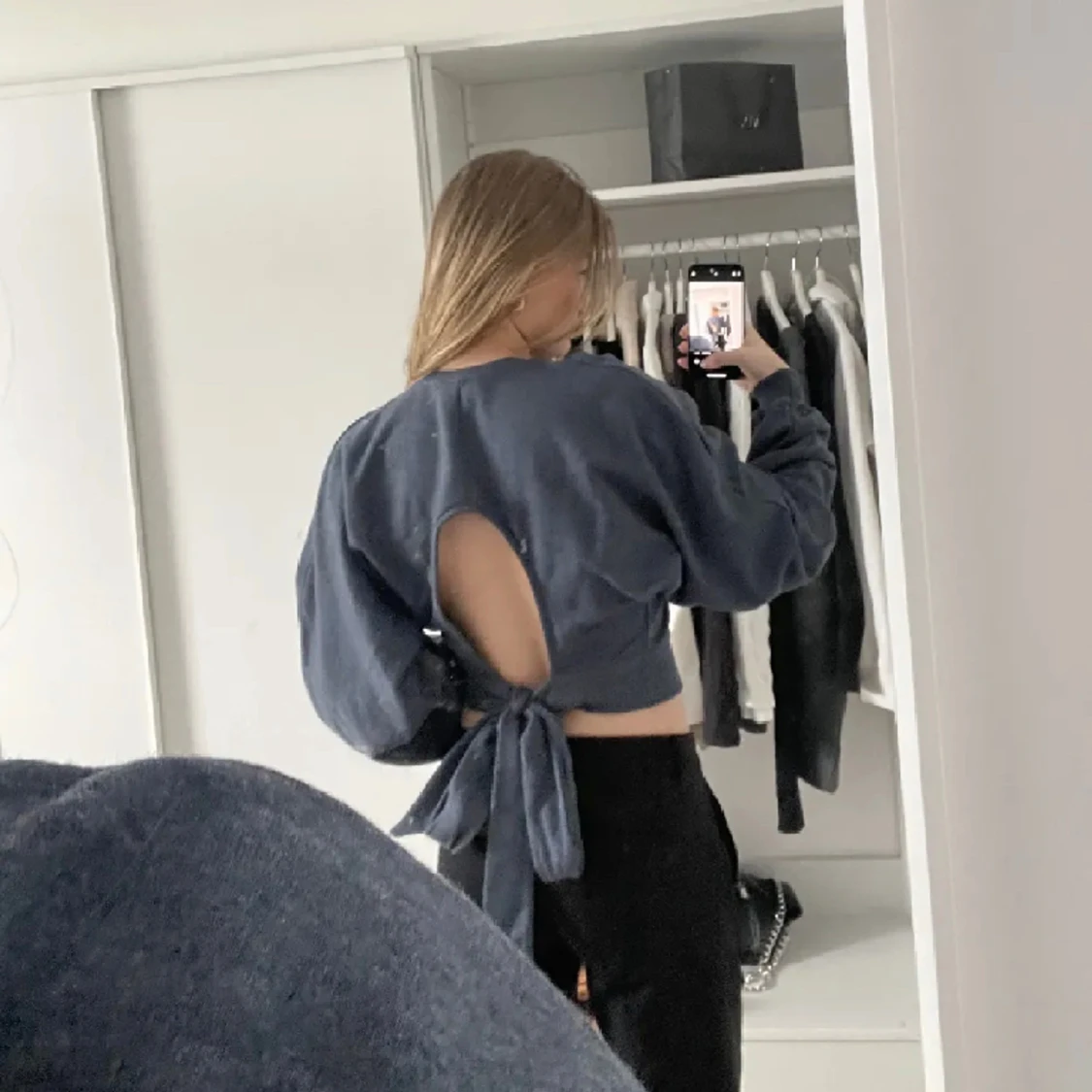 Tröja med öppen rygg  - 90