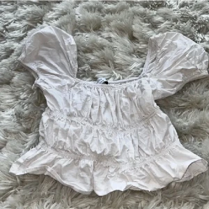 Topp från Bershka - Storlek XS. 