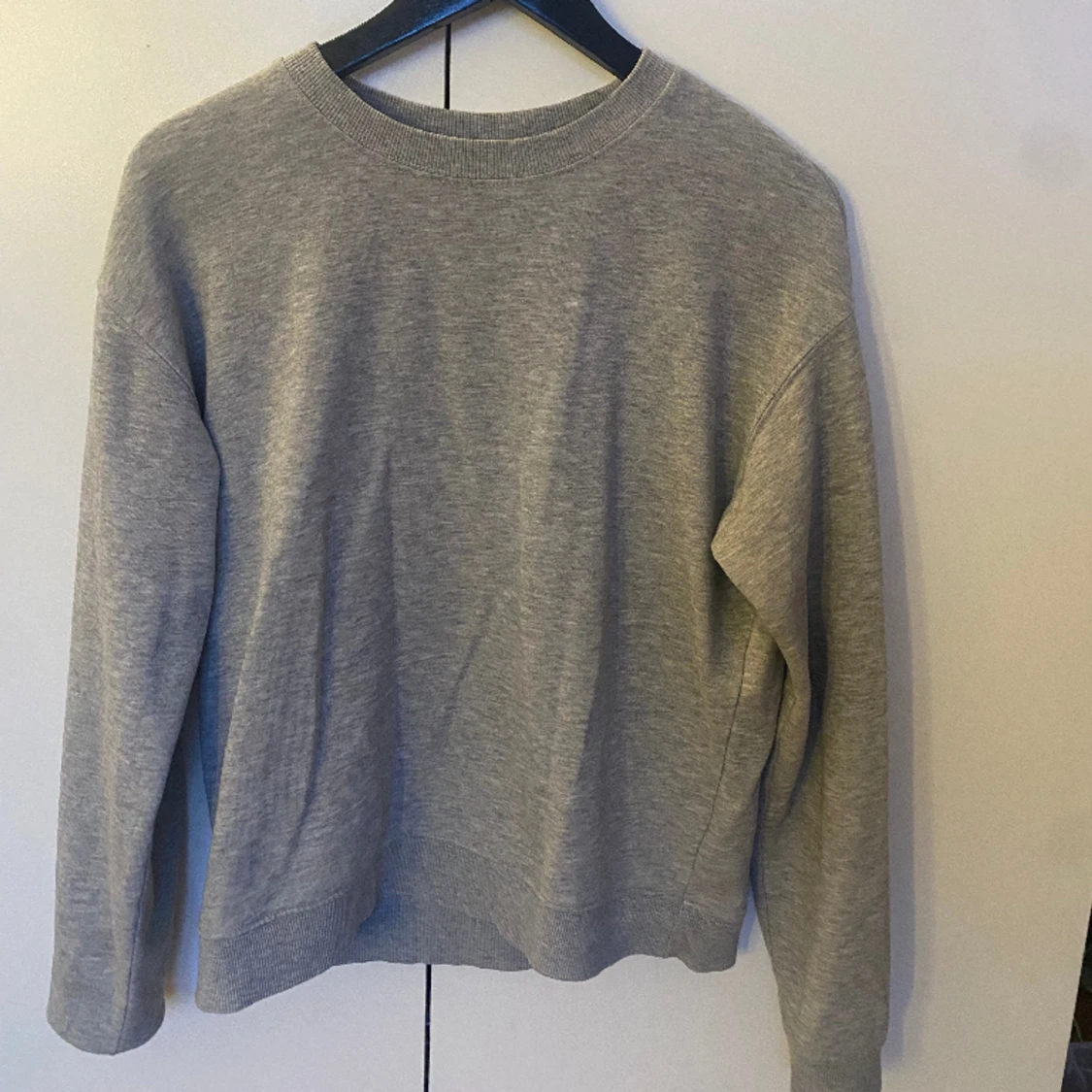 Grå sweatshirt  - 90