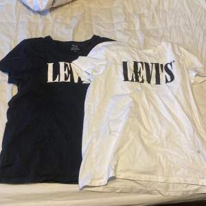 Två fina Levis t-shirtar i fint skick, knappt använda💞