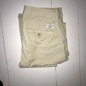 Vans loose fit byxor - ❗Vans loose fit byxor ❗storlek 28 men passar mer baggy❗8/10 condition inga hål eller flaws❗
