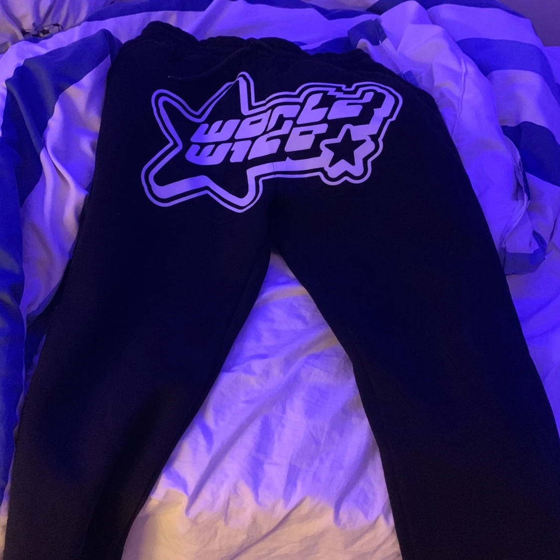 Säljer mina mjukis byxor jag har har ingen använda till dom