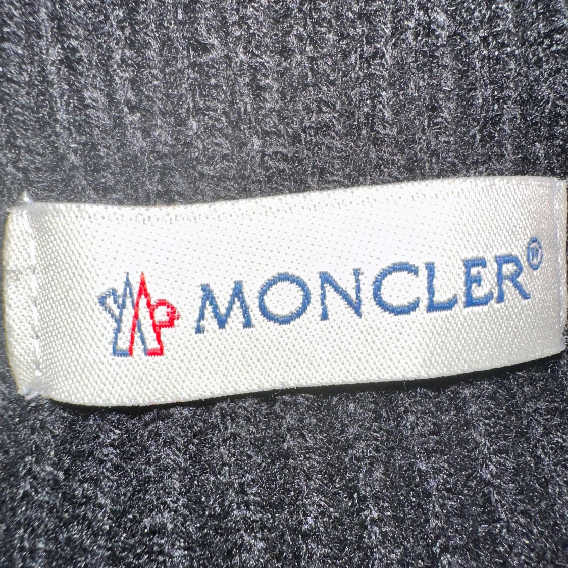 Moncler Mössa - 90