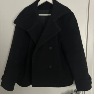 Kappa - Arket kappa i stolrek 36. Använd men i gott skick🩷