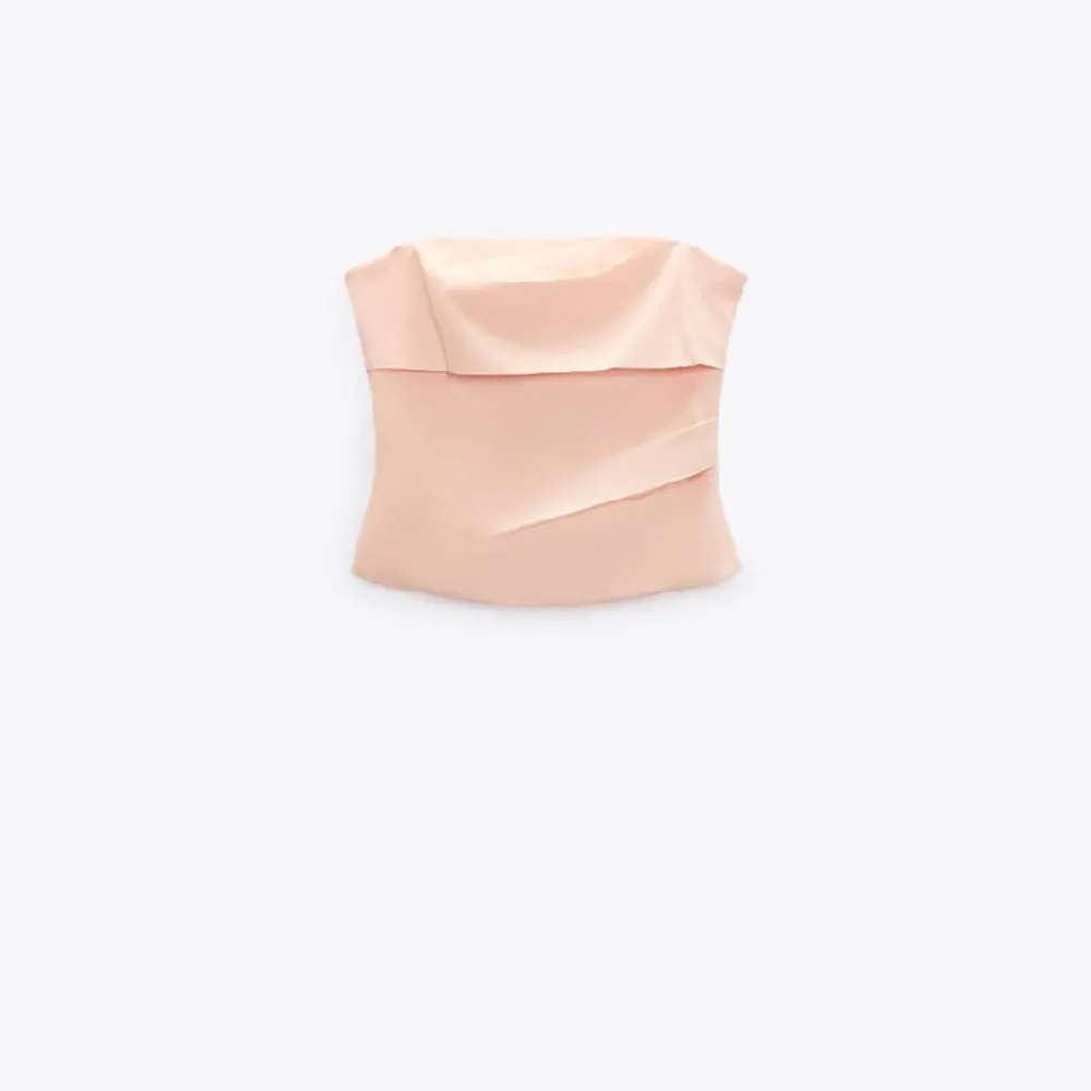 trendig rosa bandeau topp från zara💗ny med prislapp, liten i storleken💋slutsåld online . Toppar.