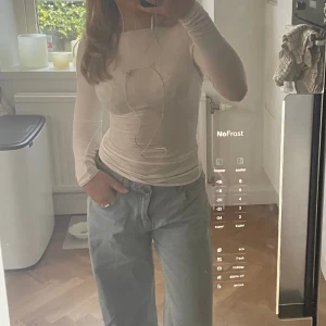 Intimisimi tröja  - Fin vit intimisimi tröja i storlek S. Knappt använd! Original pris 449kr säljer för 200 kr men kan diskuteras