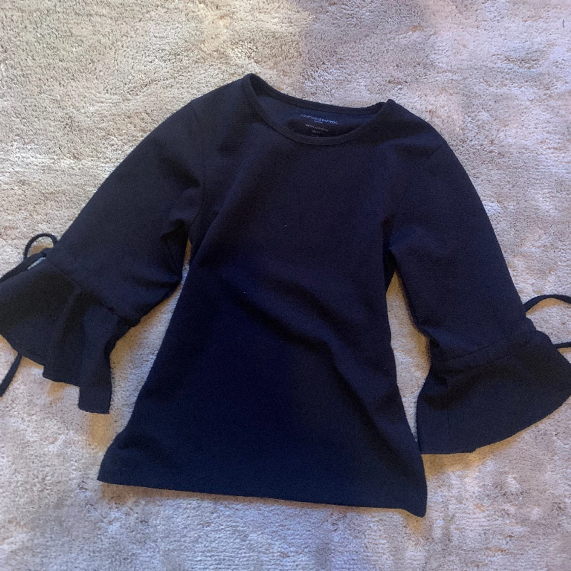 Mörkblå blus från howtokissafrog  - 90