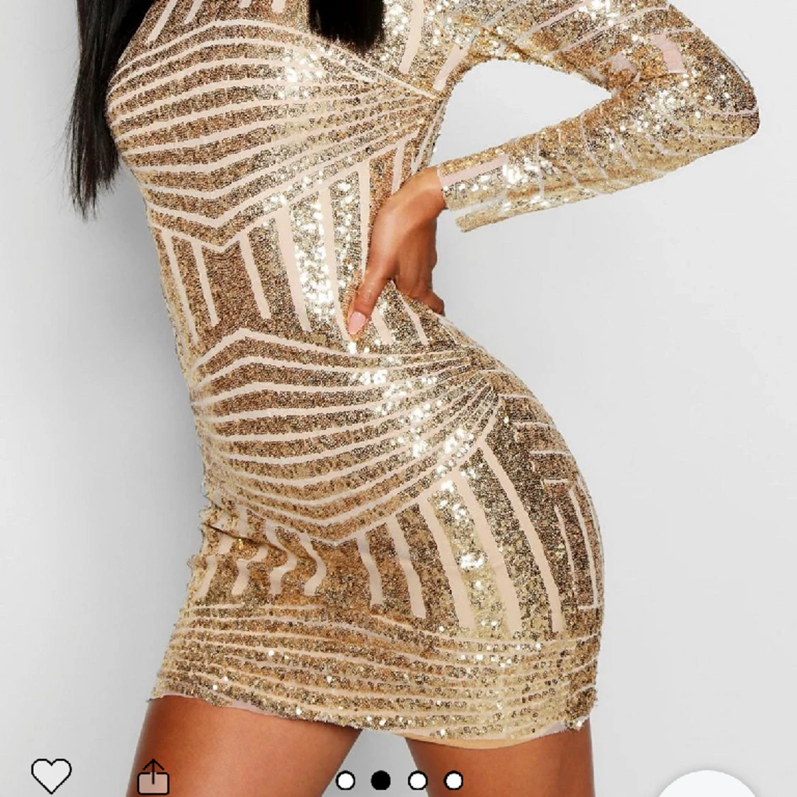 Fin guldklänning, aldrig använd  - 90