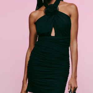 Klänning - Såå fin, oanvänd:)