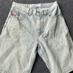 Polar big boy shorts  - Inte använt så mycket och helt ok skick, köparen står för frakt och kan samfrakta 😌