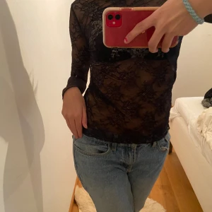 Mesh topp - Spets topp så fin till fest!