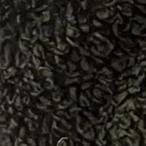 Svart mullig tjocktröja - Inga hål i tröjan, svart, mullig och varm.