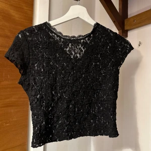 Topp - Svart topp, nyskick