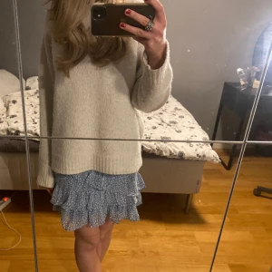 Volangkjol  - Jättefin ljusblå kjol från Chelsea. Nästan helt oanvänd så i princip nyskick. Köpare står för frakt💕💕