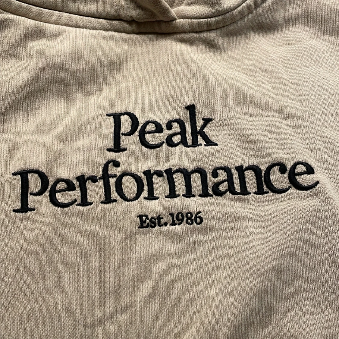 Peak performance hoodie - 91