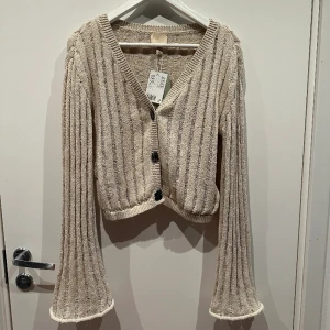 Kofta - kofta från H&M, ny med prislapp