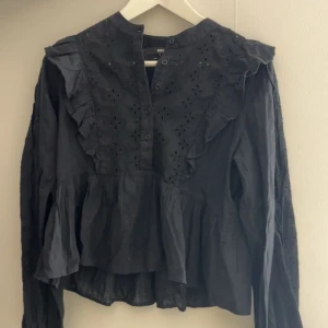 Blus - Söt blus från bikbok