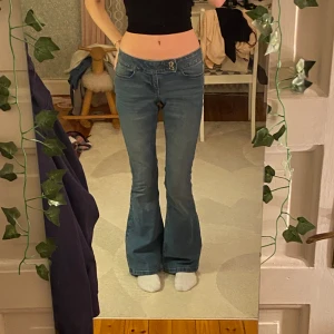 lågmidjade bootcut jeans - så nice lågmidjade jeans från vero moda