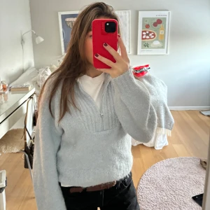 Stickad tröja - Från weekday aldrig använd. 