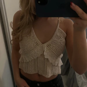 Zara topp - Fin sommar topp från Zara. Använd endast en gång! Superbra skick!