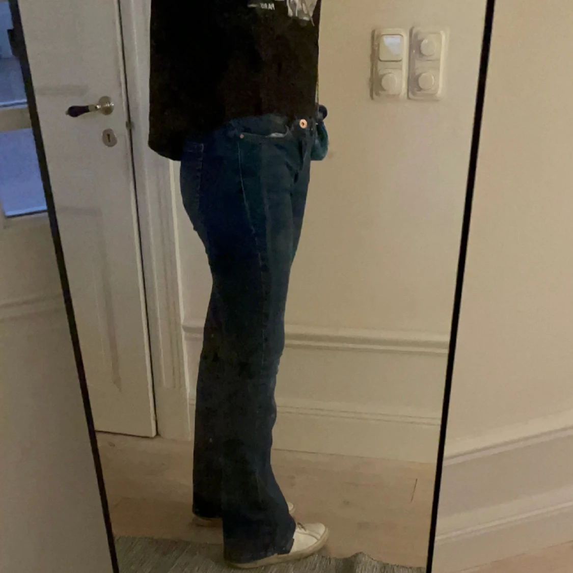 Supersnygga lågmidjade jeans💕 - 91