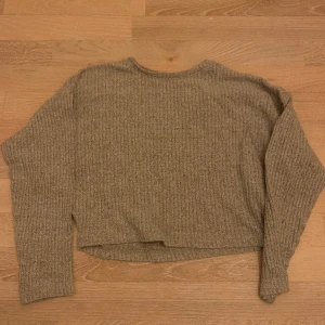 Tröja - Grå tunn tröja 