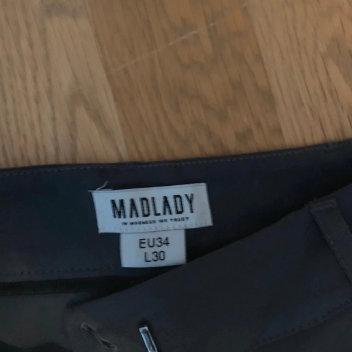 Madlady kostymbyxor - 90