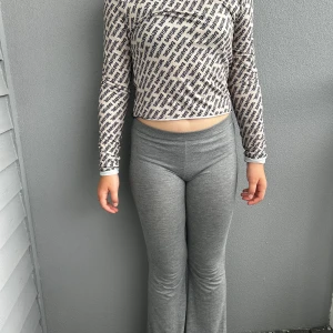 Baby girl tröja - Beige,fin