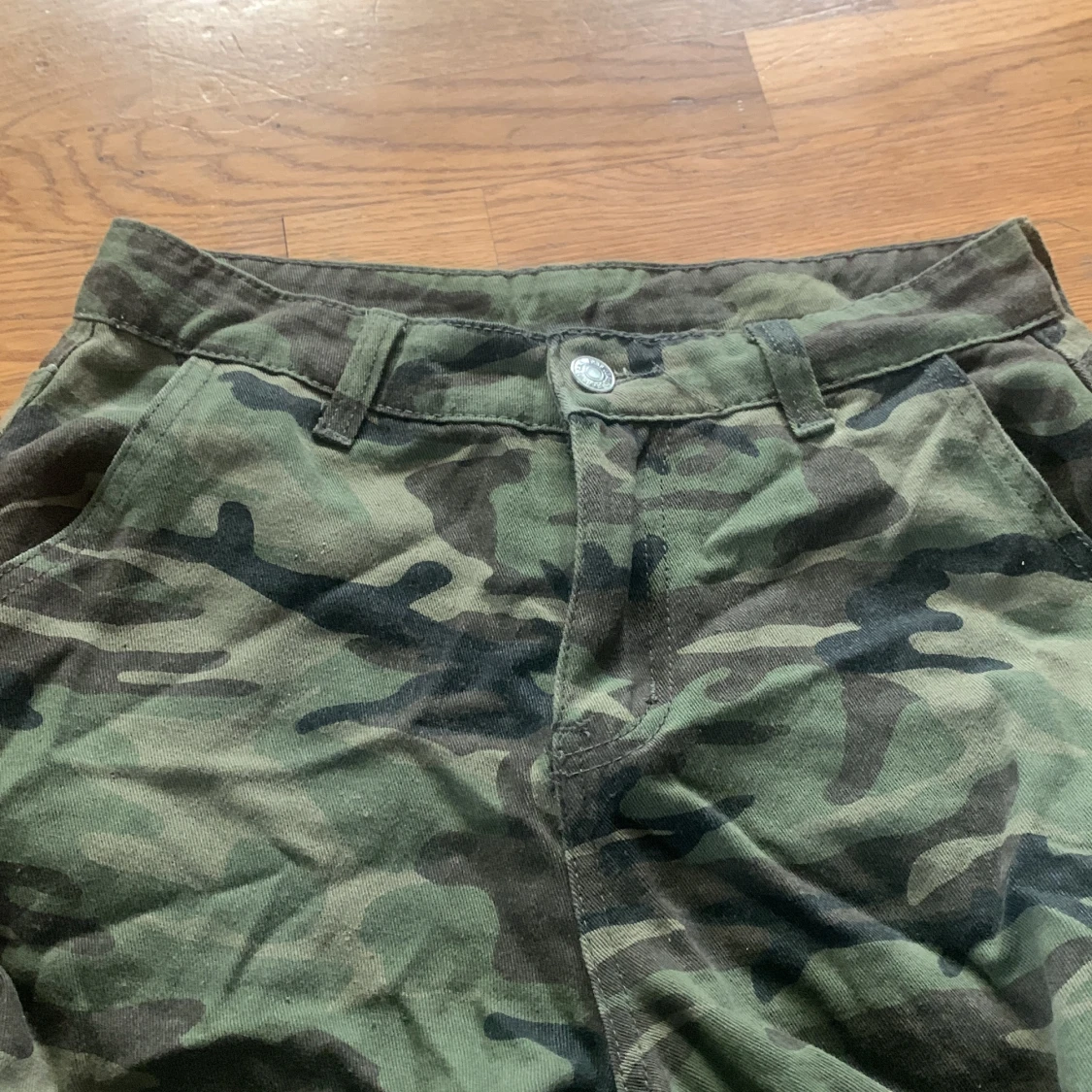 Militär byxor med fickor  - 93