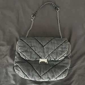 Väska  - Väska #stockholmsstil #skolväska 