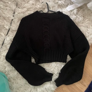 Tröja från Nakd - Jättefin mysig tröja, använt en gång🧁🍓