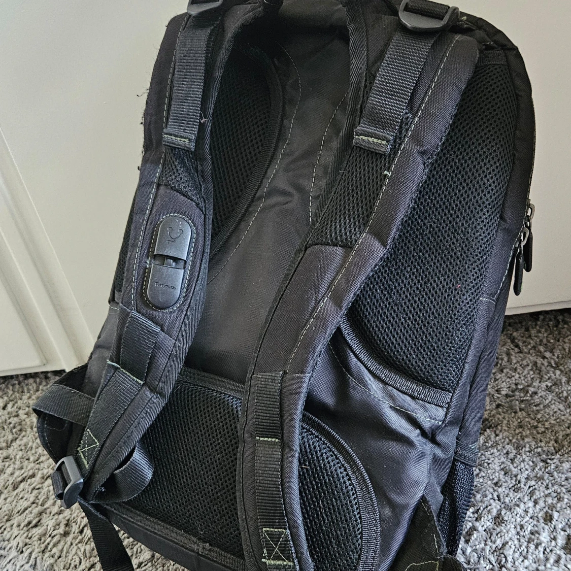 Praktisk Targus Ryggsäck - 90