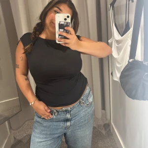 Svart tröja - Svart skit snygg tröja! 