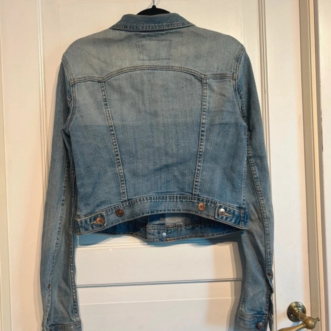 Ljusblå jeansjacka från Jacket - 93