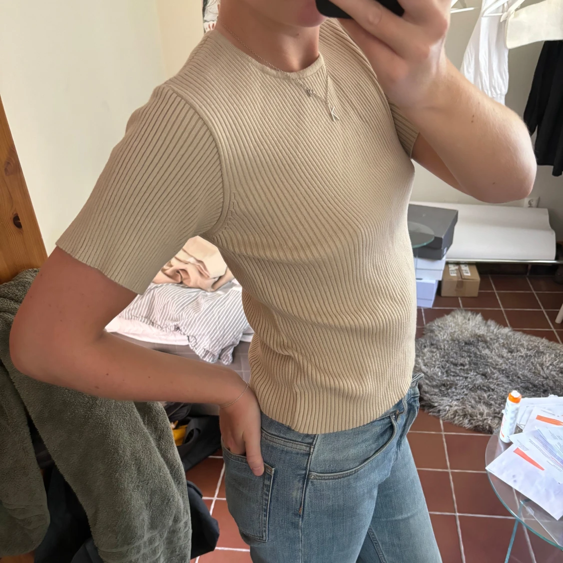 Stickad beige T-shirt 