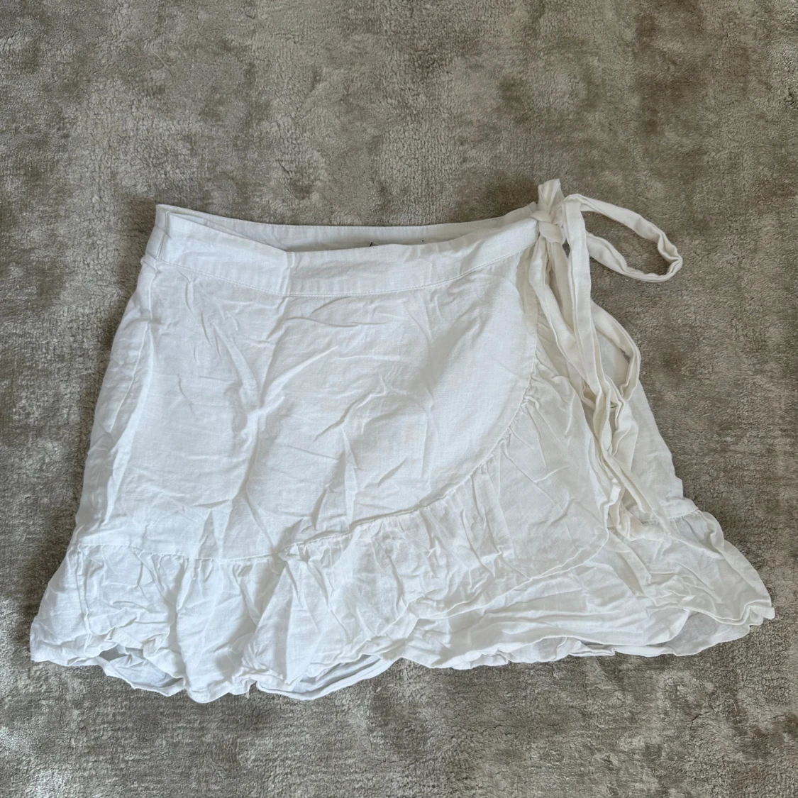 Volangkjol från nelly - 92