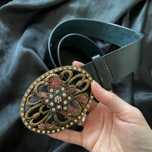 Y2k bälte - Super fint bälte tyvärr får jag aldrig användning av den🫶🏻