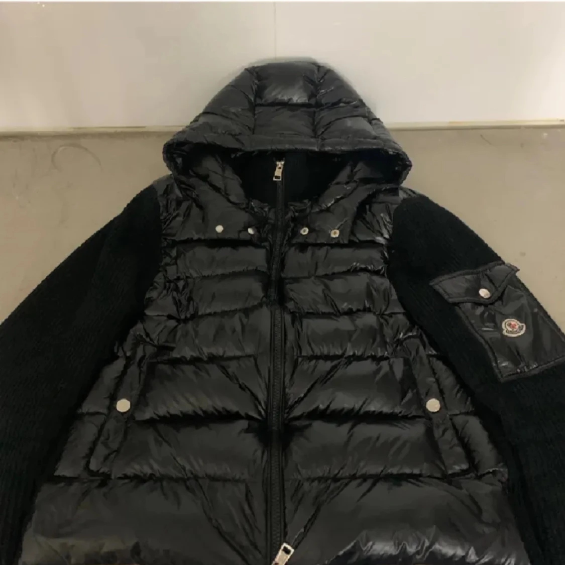 Moncler  - 90