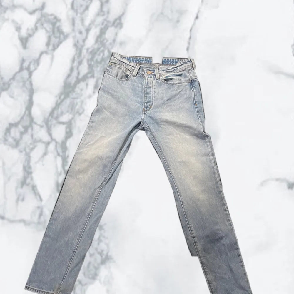 A brand jeans i storlek W28 L32 🎉🤗 Ny skick 10/10 använda ett år gånger bara✅ . Jeans & Byxor.