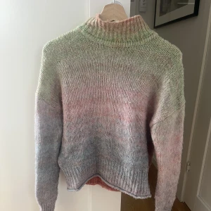 Stickad tröja   - Stickad tröja från Only i storlek XS💗 