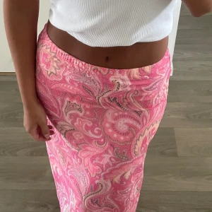 Söt rosa kjol - Fin sommar rosa sommar kjol💕