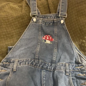 Hängselbyxor - Helt oanvända