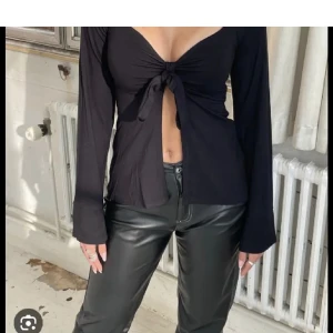 Design by sí Tröja - Jätte fin tröja ifrån Design by sí Storlek S