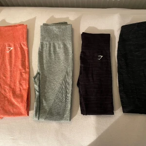 Helt nya tights  - Säljer nu flera av mina tights som är helt nya men inte passar mig nu längre. Skriv vid frågor om pris 