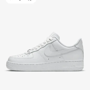 Nike air force 1 - Säljer mina Nike air force!! Skriv privat om ni skulle önska bilder på dem💕pris kan diskuteras.