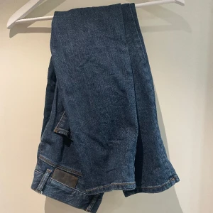 Oscar Jacobson jeans - Oscar Jacobson jeans | Storlek 30/30 | Väldigt bra skick | Säljer för 300 kronor | 