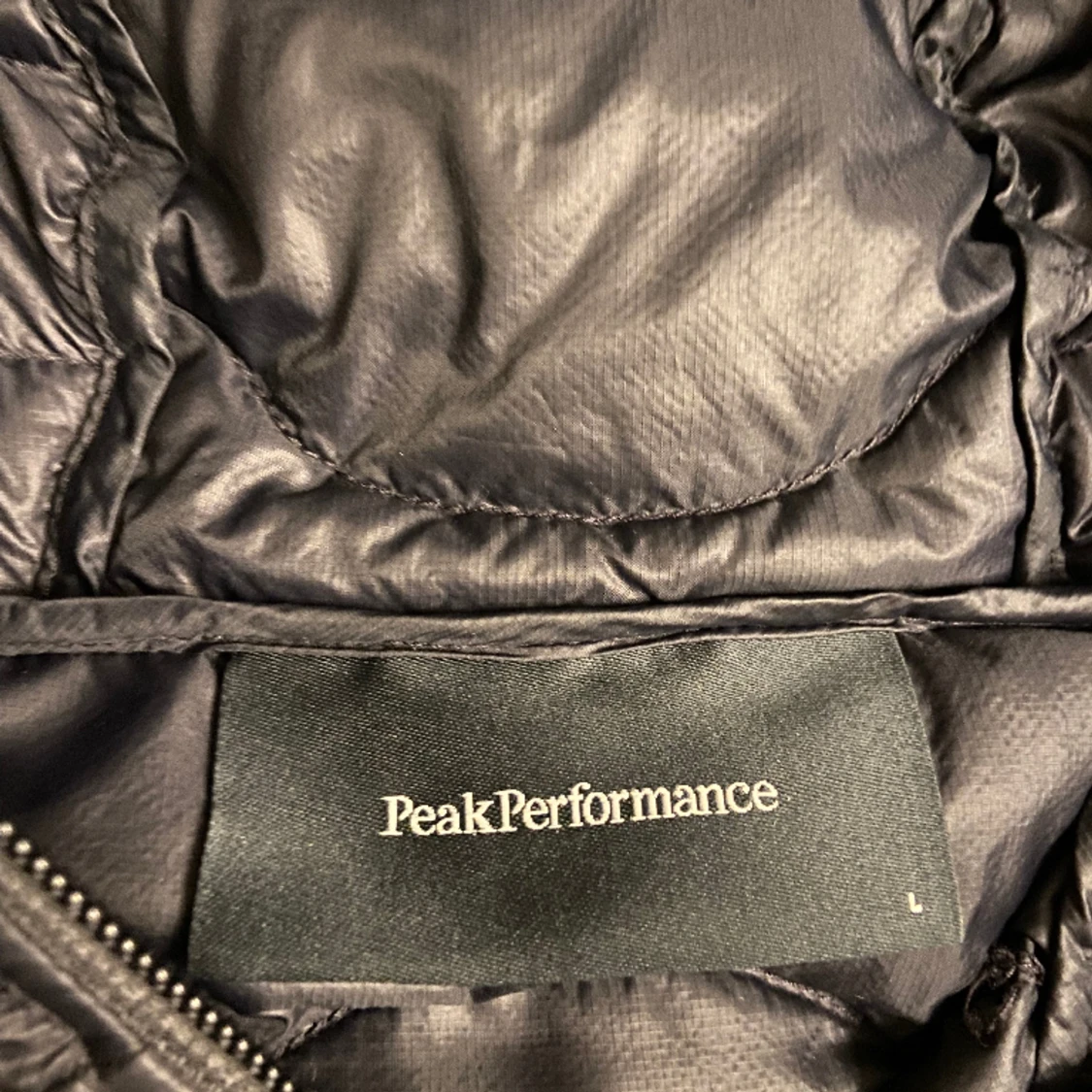 Peak Peformance jacka  - 90