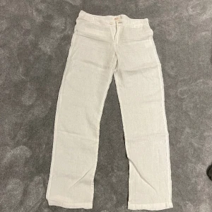 Linnebyxor - Ett par jättefina linne byxor från ginatricot💕